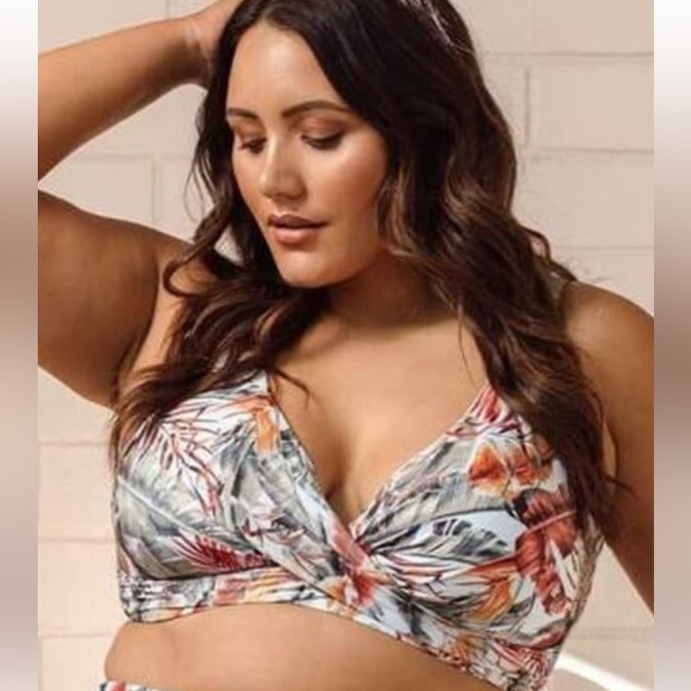 Nwt Artesands Delacroix Bikini Top. Eco Paradise. Size 8